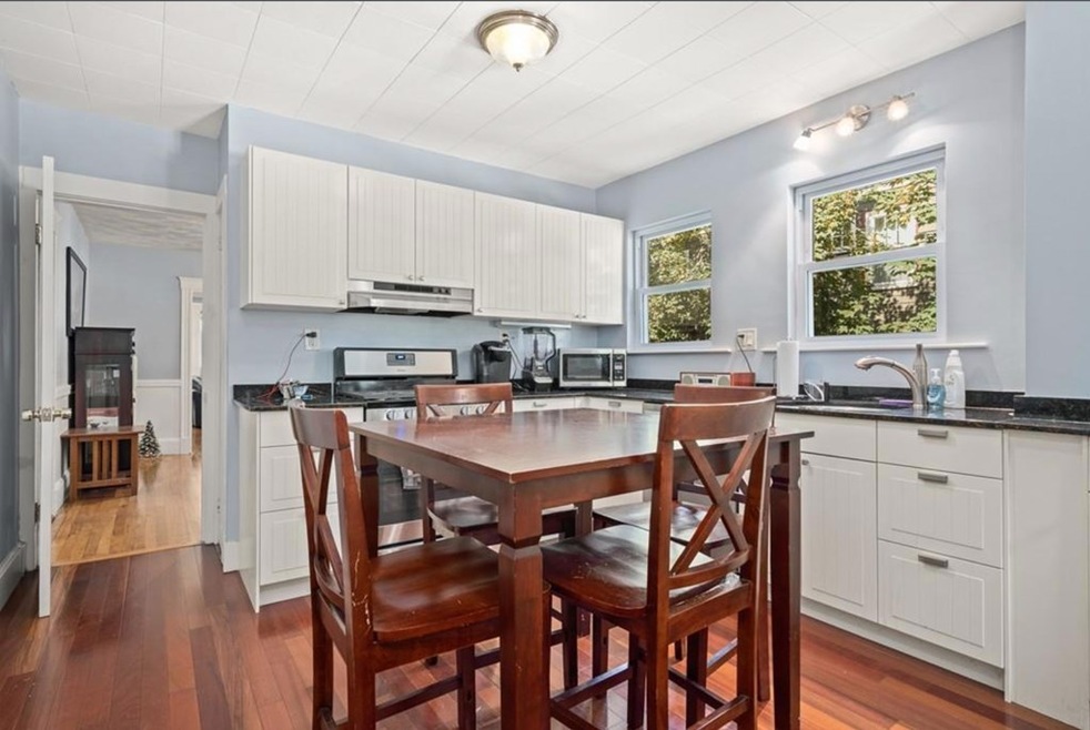 23 Pine St unit 1, Arlington, MA 02474 - photo 1