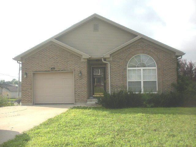 180 Walker Ln, Lawrenceburg, KY 40342 - photo 1