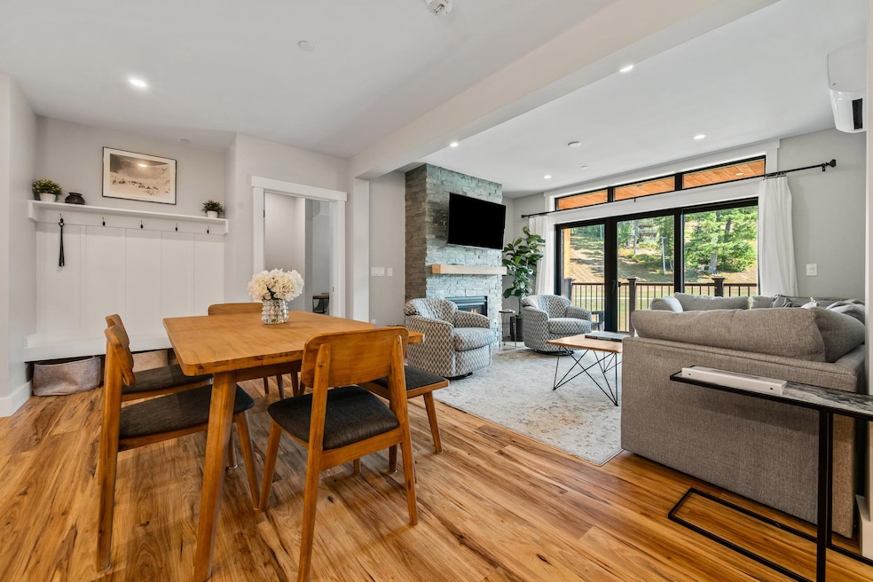 243 Skimobile Rd unit 255, Conway, NH 03860 - photo 1