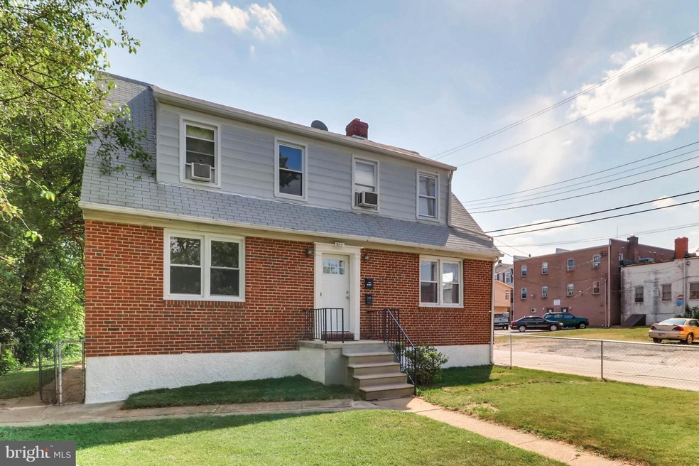 3001 Fleetwood Ave, Baltimore, MD 21214 - photo 1