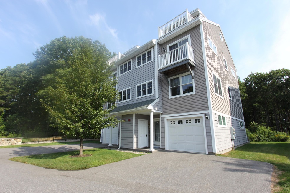 42 Walnut St unit 2, Old Orchard Beach, ME 04064 - photo 1