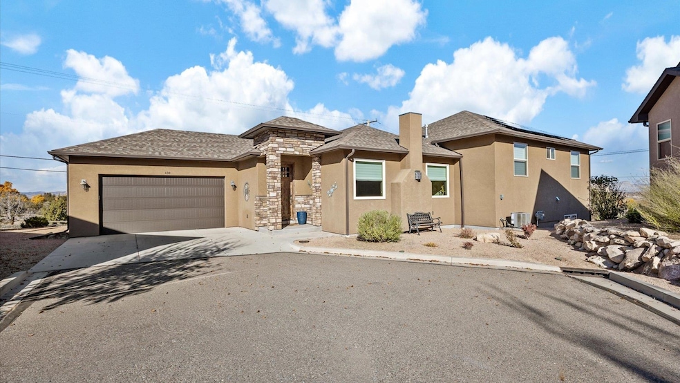 498 Tiara Rado Ct, Grand Junction, CO 81507 - photo 1