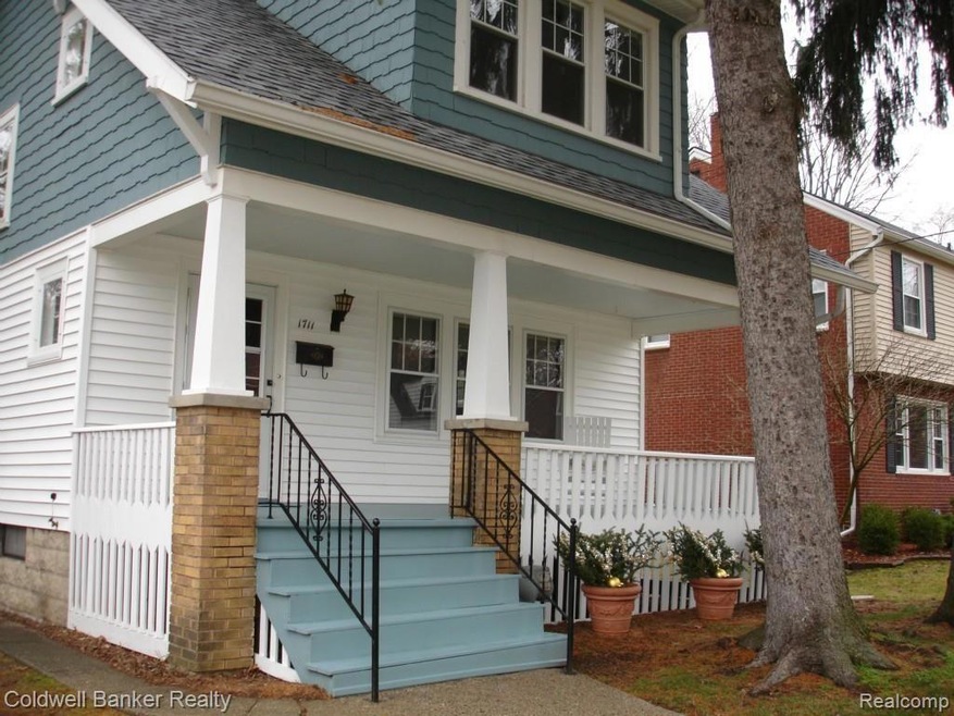 Nice front porch has been recently painted and loo