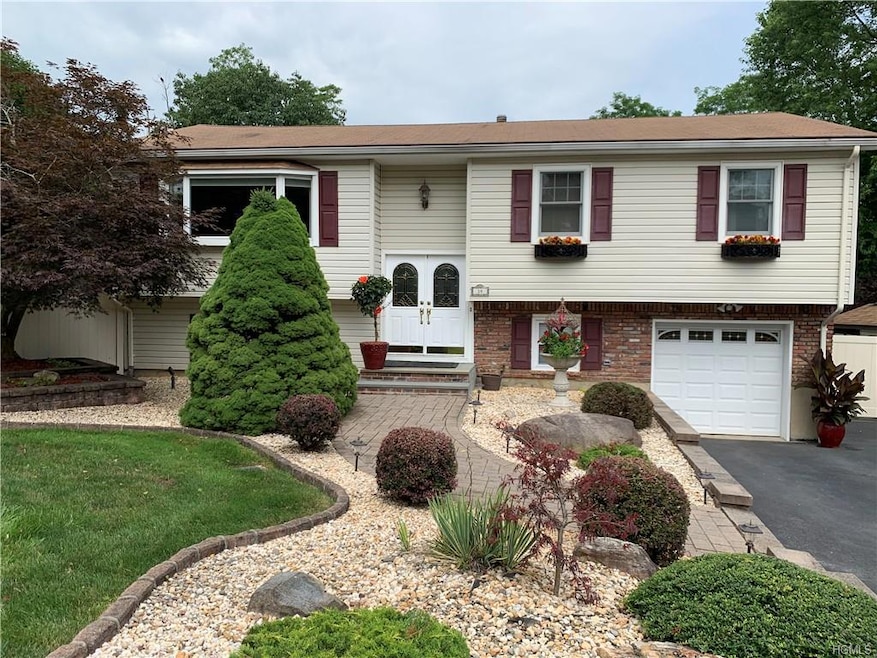 18 Hillside Dr, Thiells, NY 10984 - photo 1