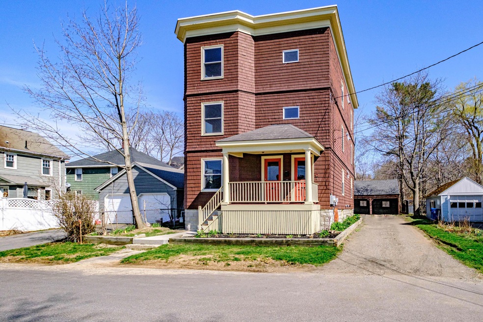 10 Motley St unit 3, Portland, ME 04102 - photo 1