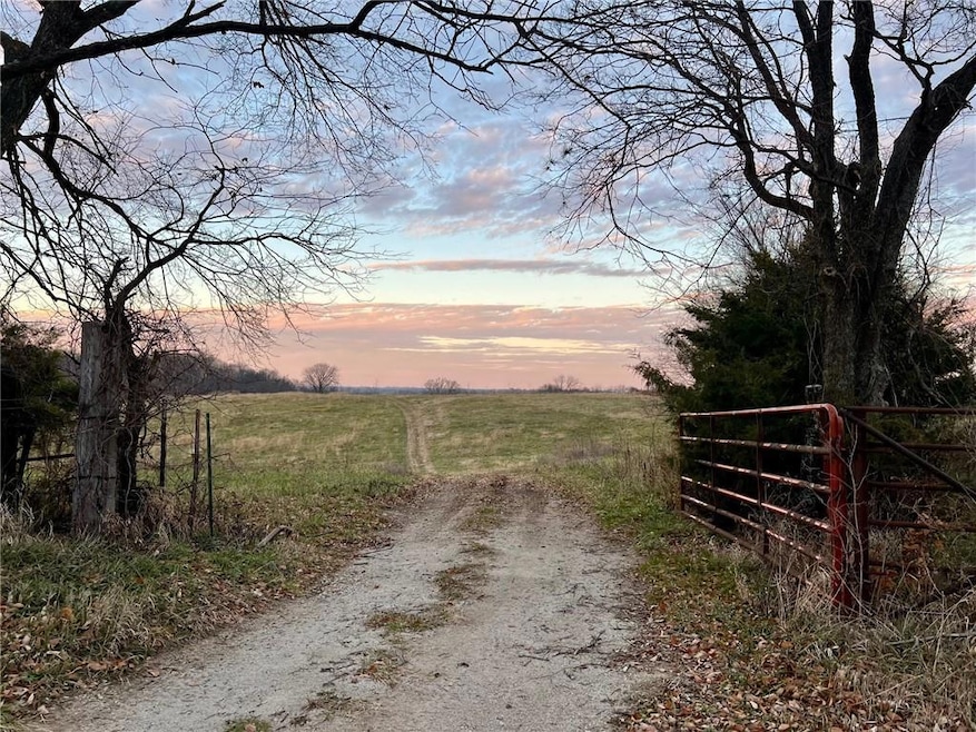 0 Ee Hwy unit HMS2587799, Richmond, MO 64085 - photo 1