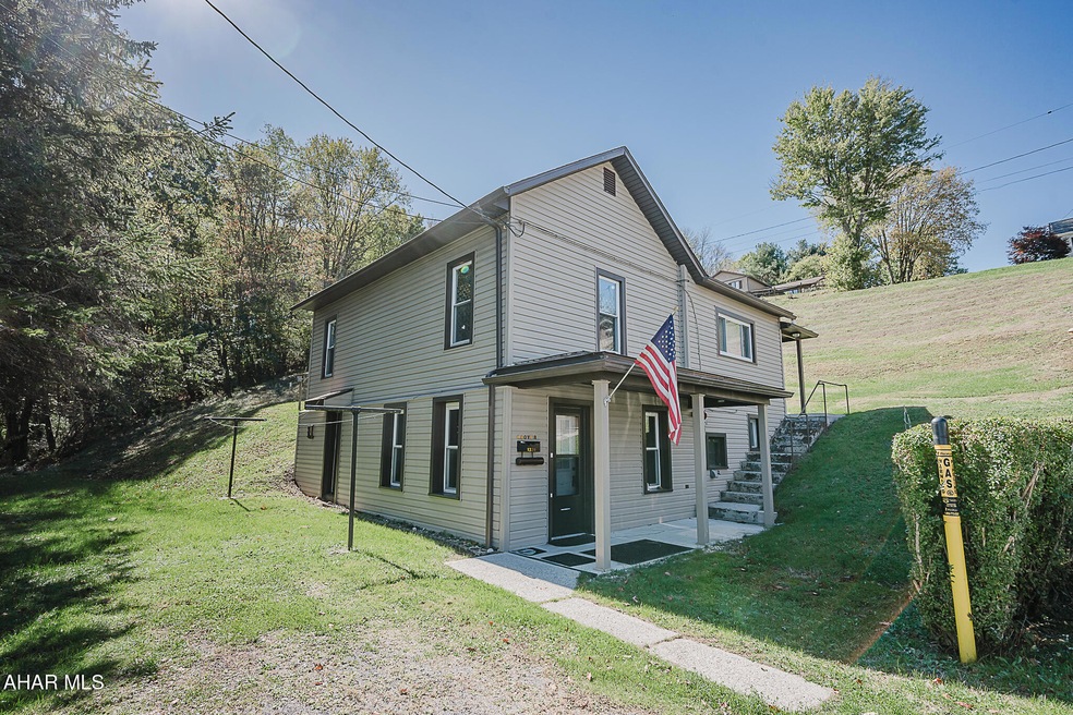 1326 Hessler St, Nanty Glo, PA 15943 - photo 1