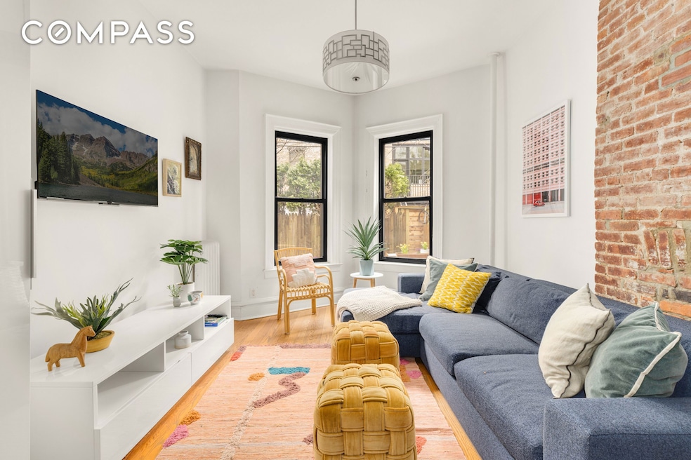 Sold $1,550,000 • Co-Listing Agent