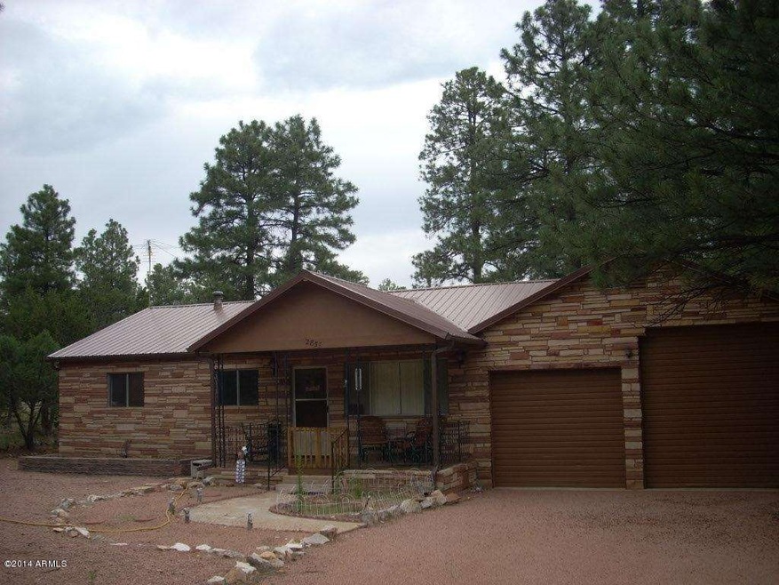 1 2857 Pine Rim