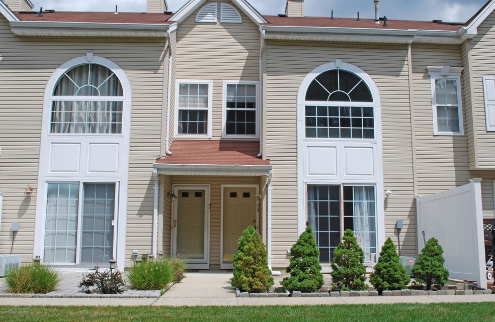 53 Phoenix Ct, Tinton Falls, NJ 07712 - photo 1