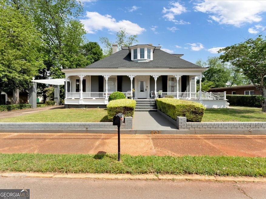 207 E Thompson St, Thomaston, GA 30286 - photo 1