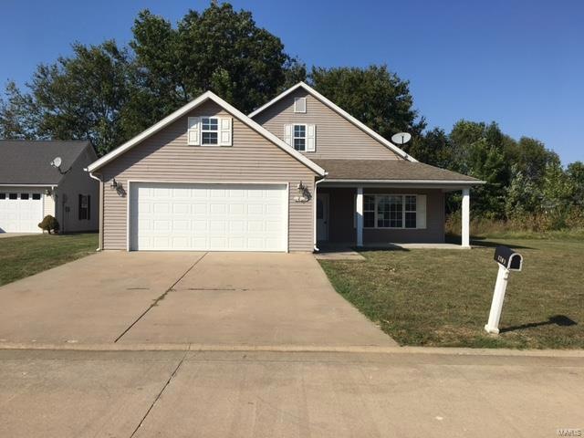 1203 Megan St, Jerseyville, IL 62052 - photo 1