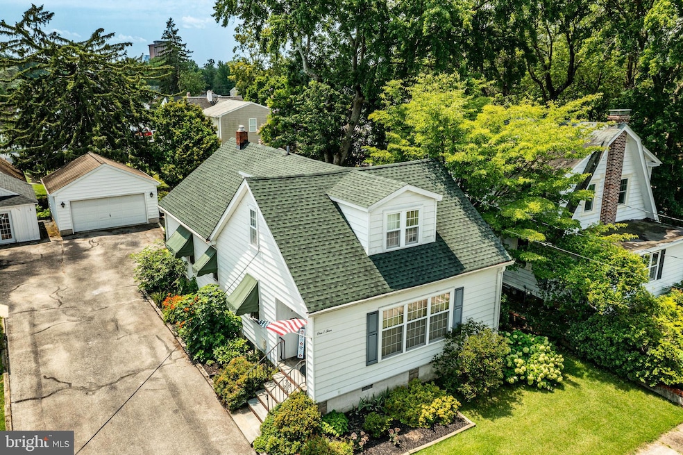 Pending $449,900 • Co-Listing Agent