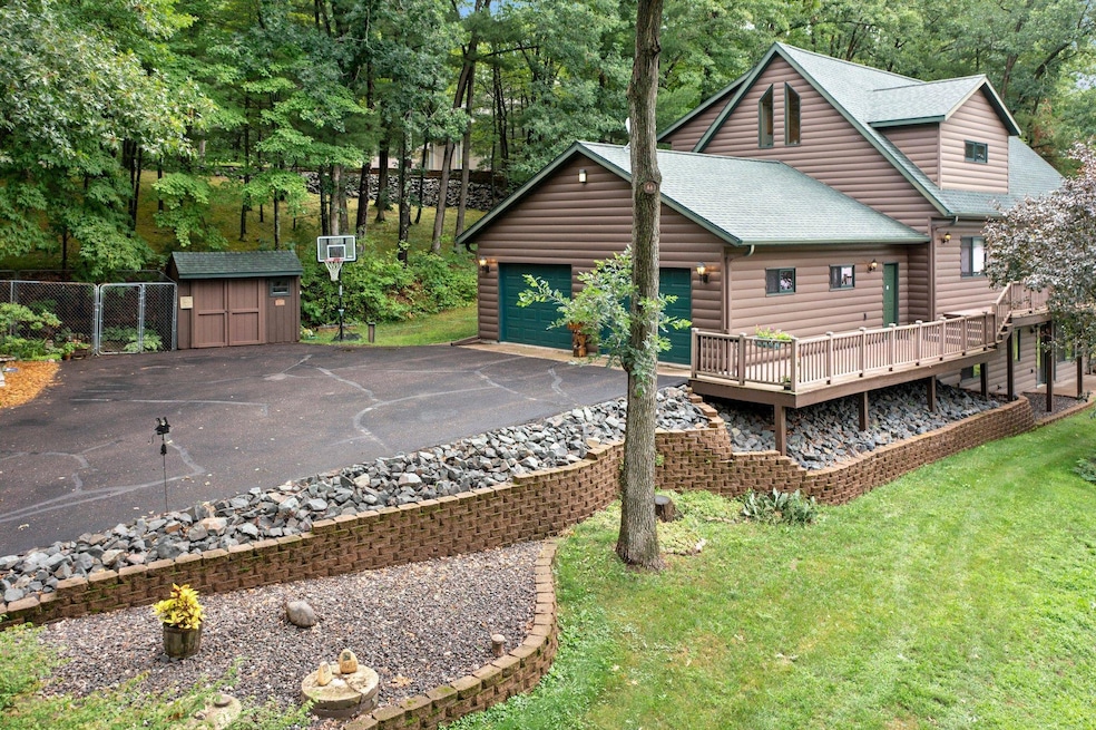 Sold $640,000