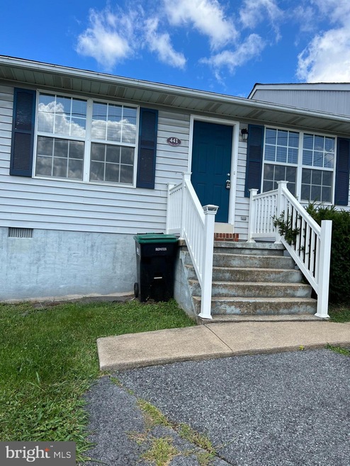 441 Pleasant View Dr unit 443, Strasburg, VA 22657 - photo 1