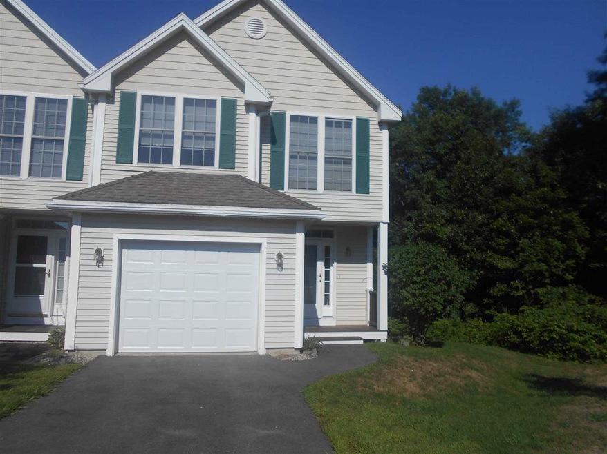 34 Kimball Way, Newmarket, NH 03857 - photo 1