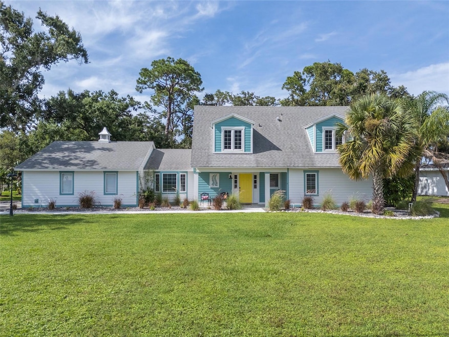 5005 Canterbury Dr, Sarasota, FL 34243 - photo 1