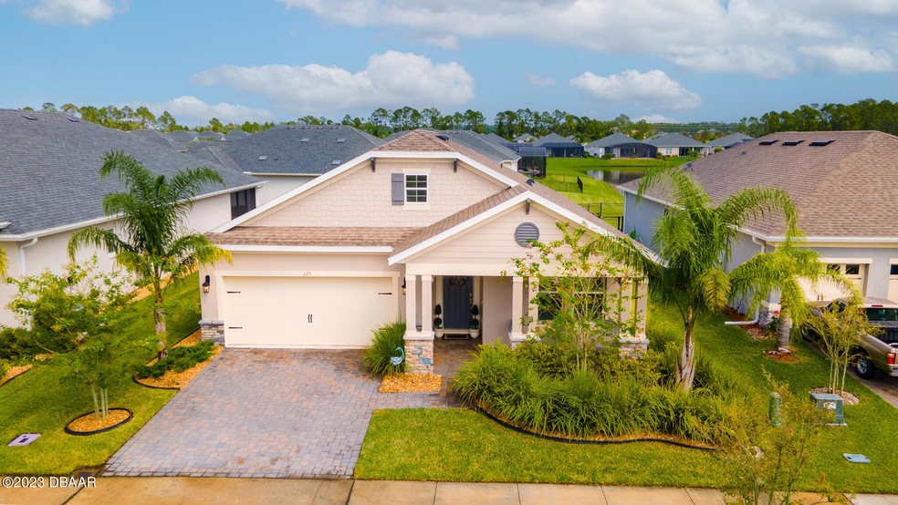 225 Venetian Palms Blvd