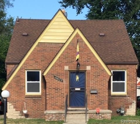 16635 Freeland - Front.jpg