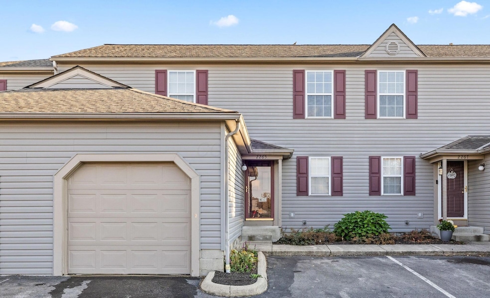 2265 Teardrop Ave unit 39C, Columbus, OH 43235 - photo 1