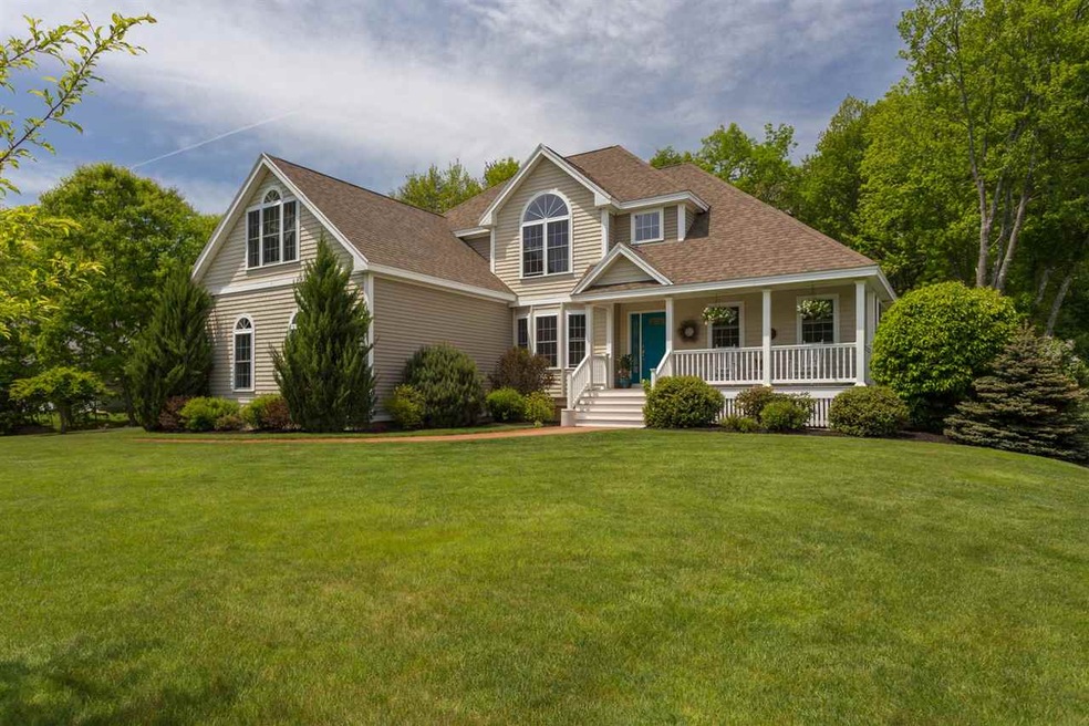 37 Sullivan Farm Dr, Rochester, NH 03868 - photo 1