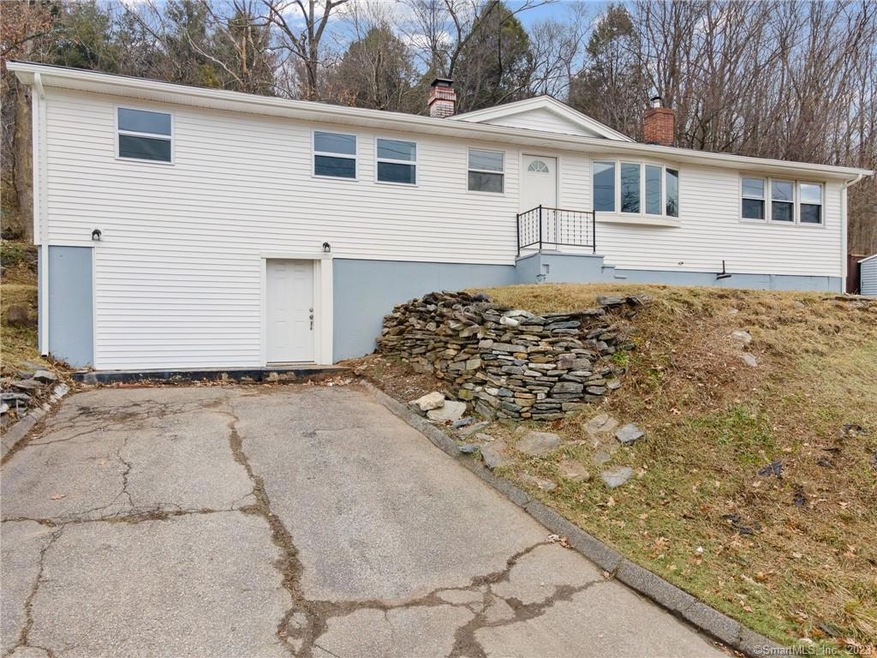 337 Fitchville Rd, Bozrah, CT 06334