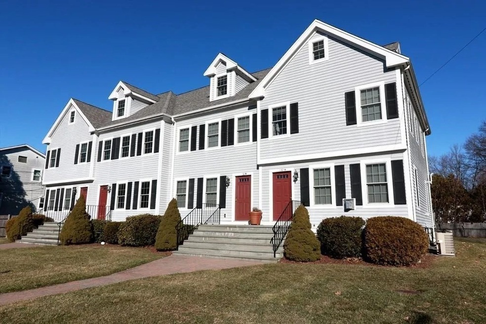 132 Howe St unit B, Natick, MA 01760 - photo 1