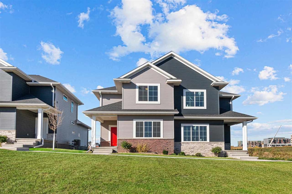 For Sale $329,900 • Co-Listing Agent