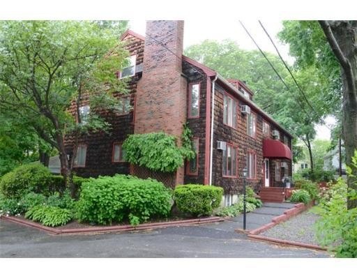 323 Lafayette St unit 2R, Salem, MA 01970 - photo 1