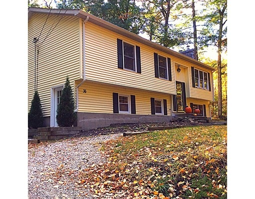 36 Huguenot Rd, Oxford, MA 01540 - photo 1