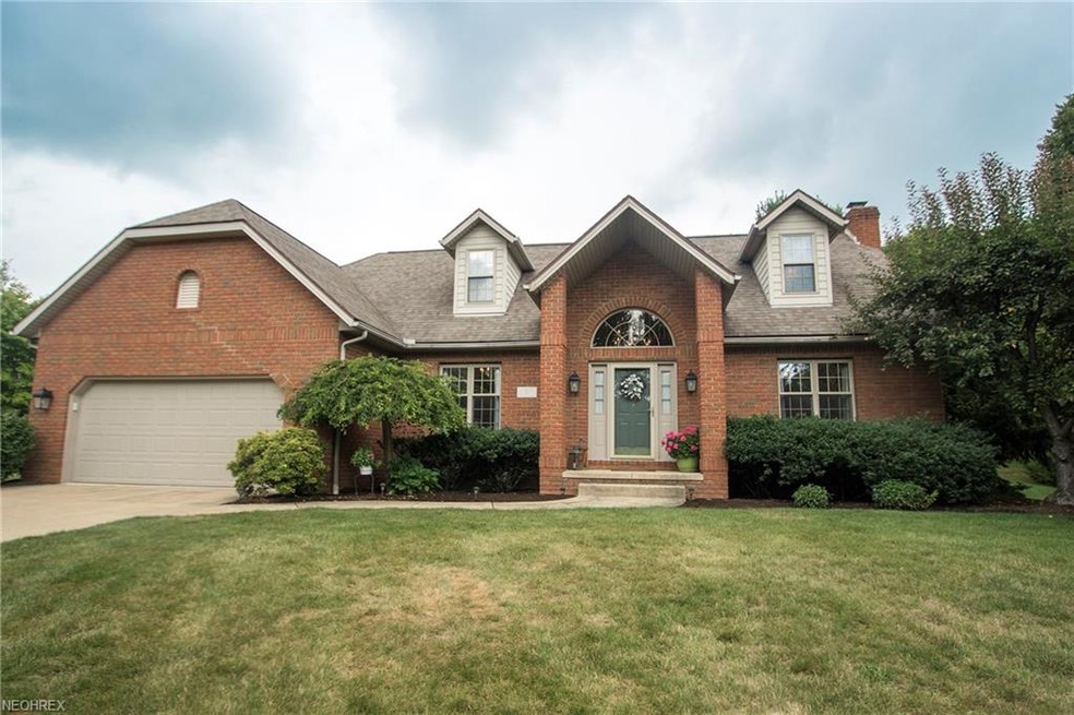 Welcome to Auburn Knolls, a gated condo community 