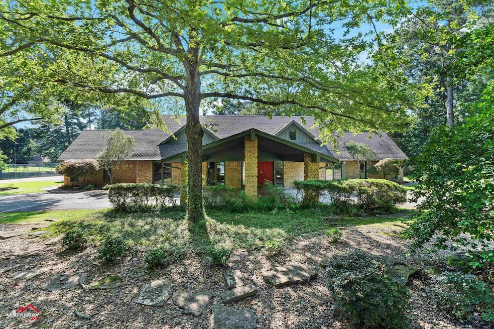 Under Contract $675,000