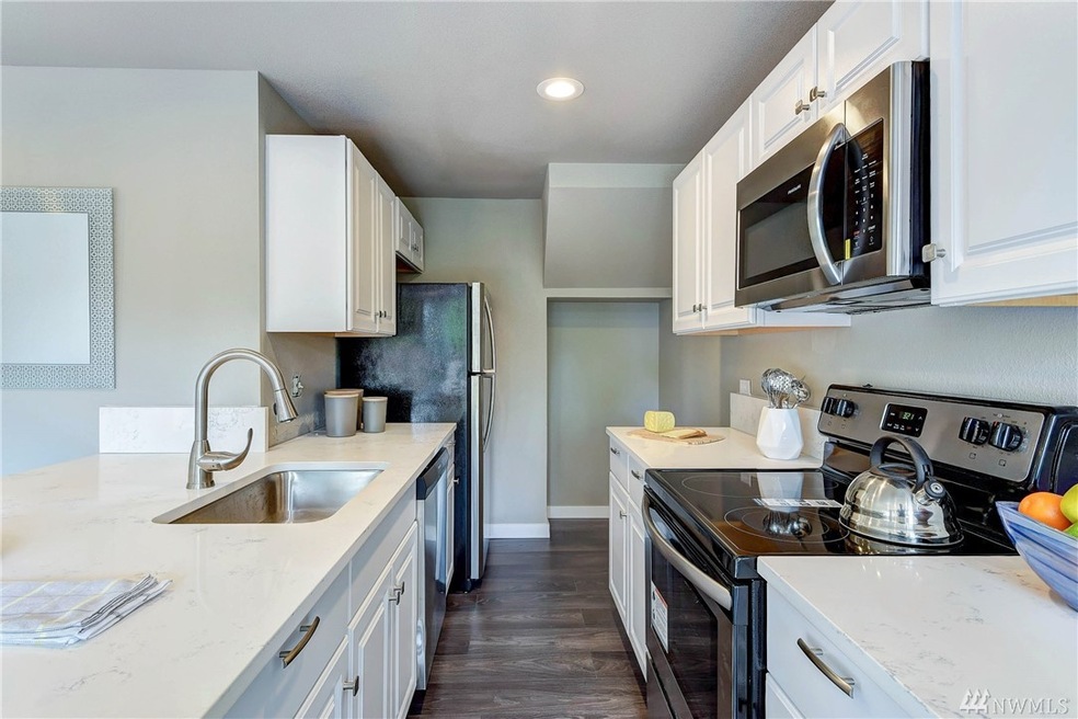 7810 196th St SW unit A1, Edmonds, WA 98026 - photo 1