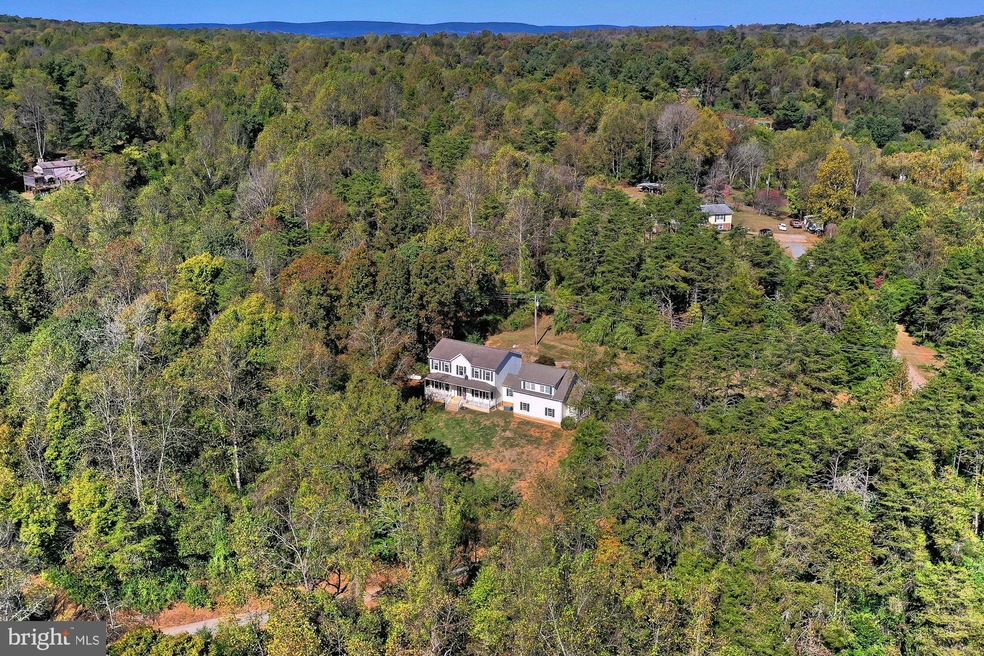 38834 Lime Kiln Rd, Leesburg, VA 20175 - photo 1