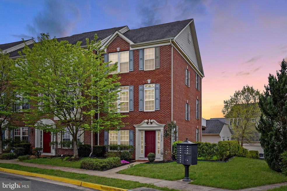 16636 Barge Cir, Woodbridge, VA 22191 - photo 1