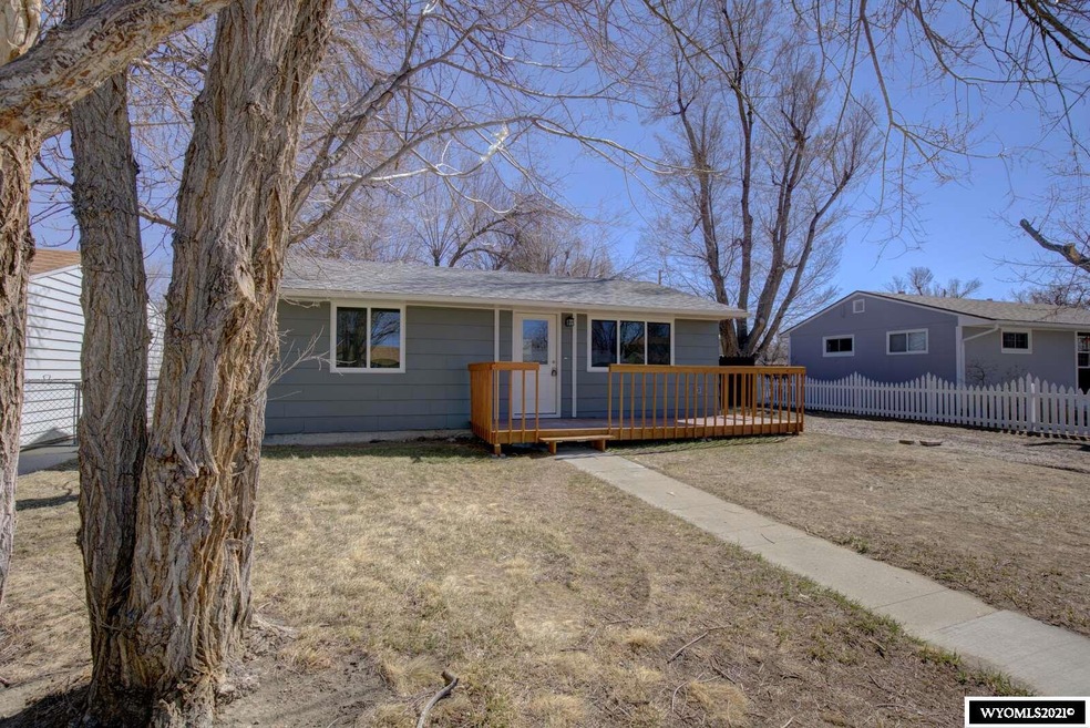 1527 Kit Carson Ave unit Desmet, Casper, WY 82604 - photo 1