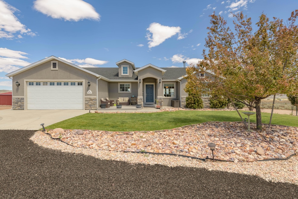 For Sale $896,500