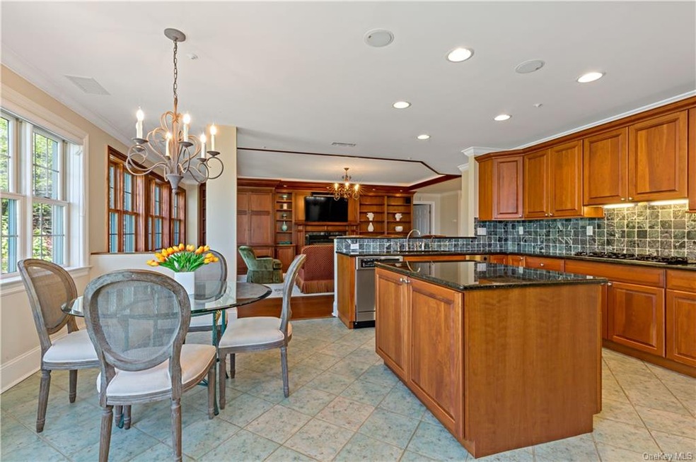 10 Highview Cir unit 403, Dobbs Ferry, NY 10522 - photo 1