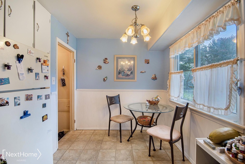 1239 Simca St, Flint, MI 48507 - photo 1