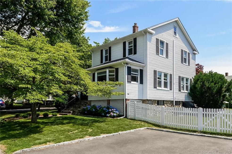 24 Charles St, Darien, CT 06820 - photo 1