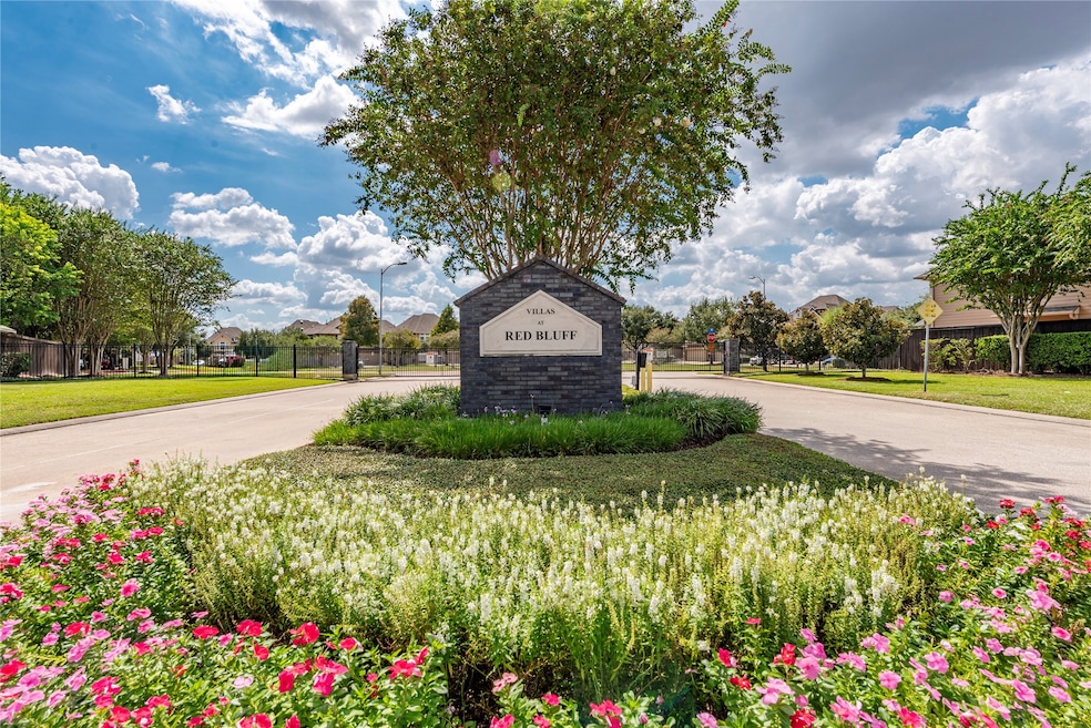 For Sale $223,000 • Co-Listing Agent