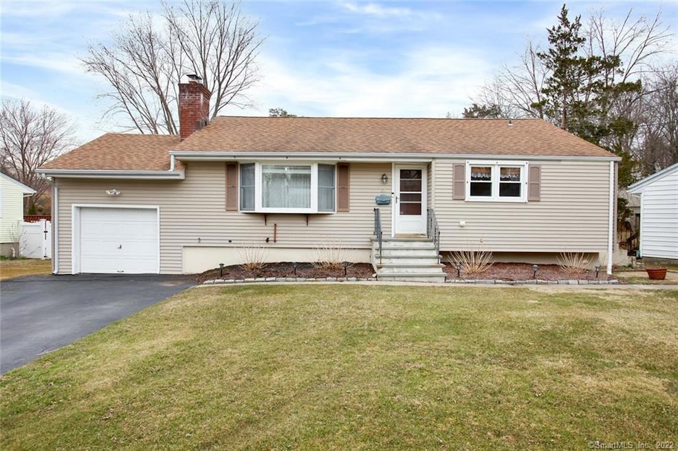 23 Autumn Ln, Stamford, CT 06906 - photo 1