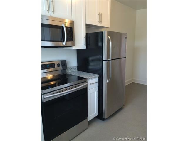 6 Highland St, West Hartford, CT 06119 - photo 1