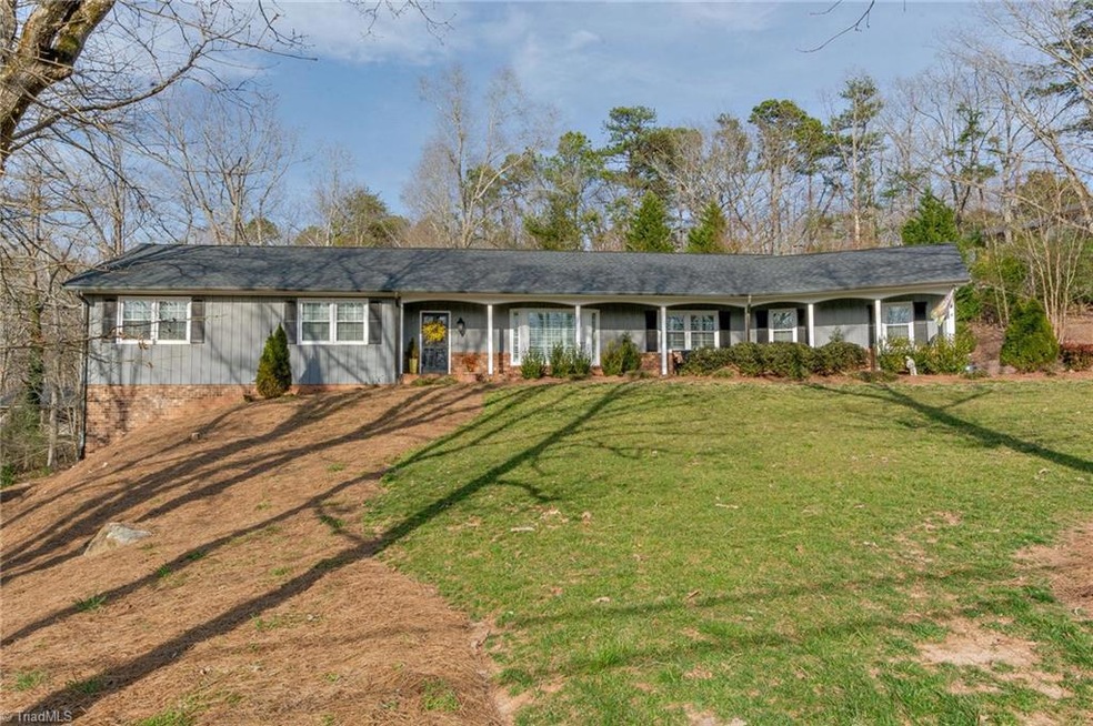 1238 Neely Dr, Asheboro, NC 27205 - photo 1