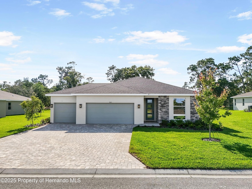 9071 Players Dr, Weeki Wachee, FL 34613 - photo 1