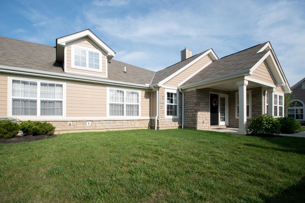 01 Front of home