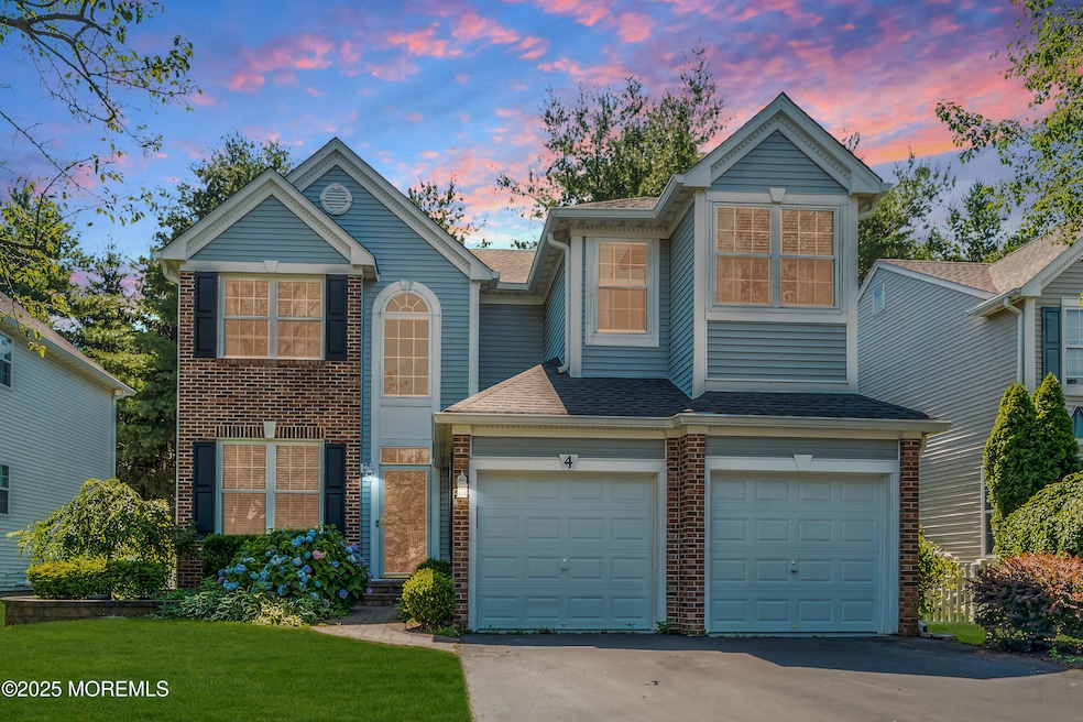 4 Queens Pass, Colts Neck, NJ 07722 - photo 1