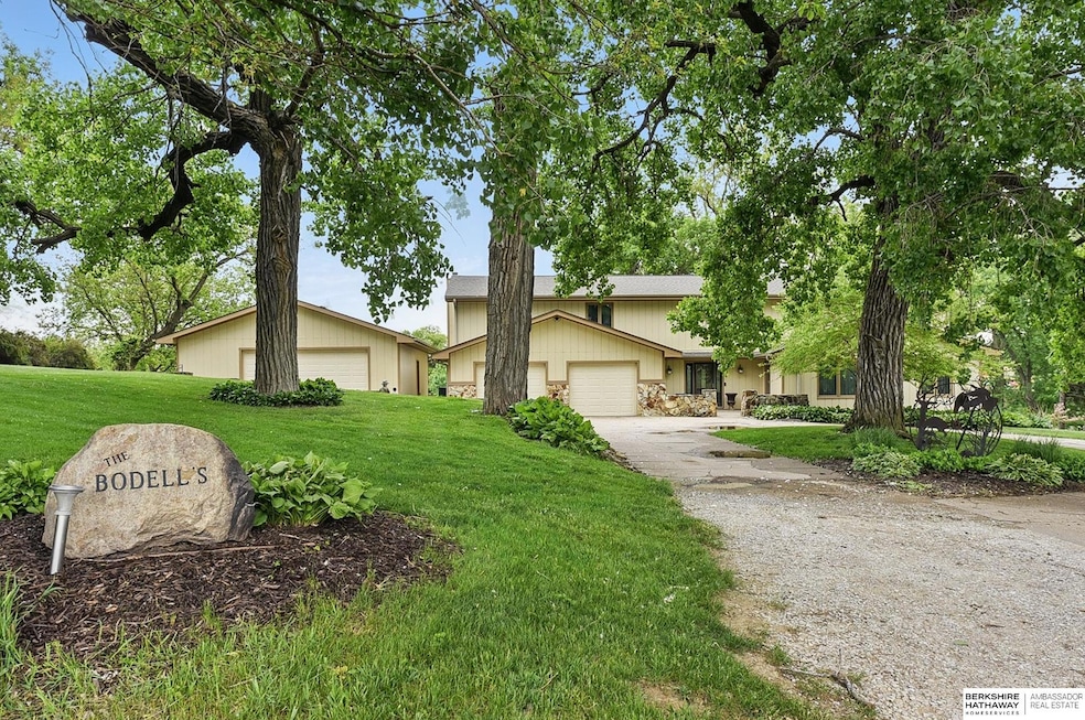 For Sale $649,000 • Co-Listing Agent