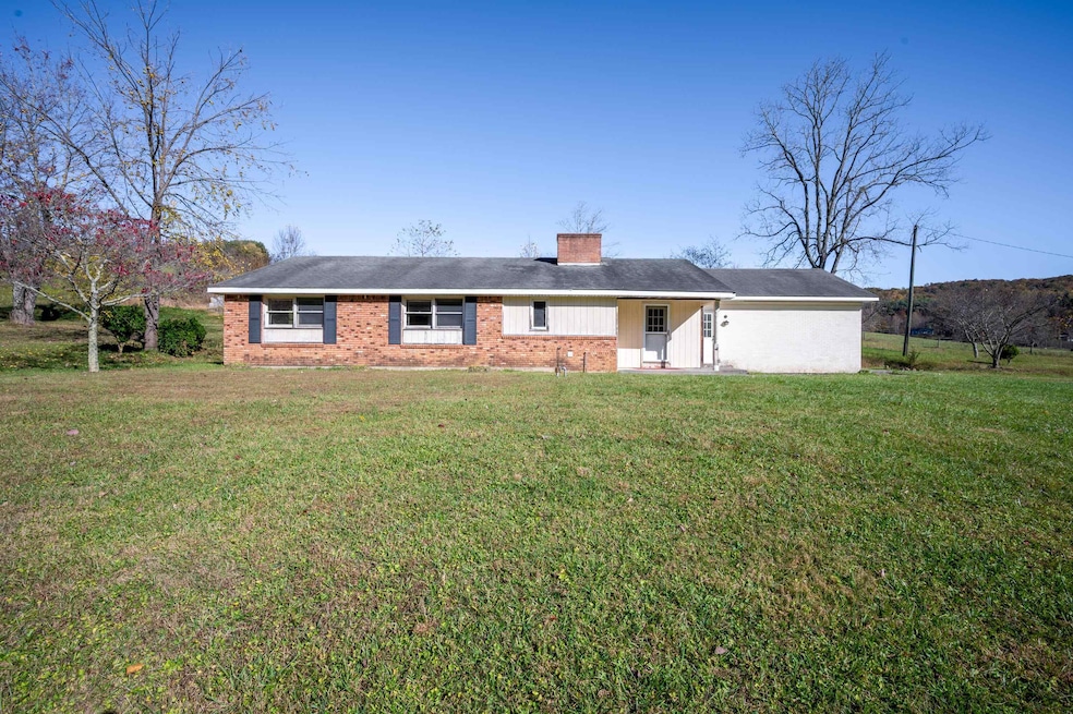 1237 Duncans Chapel Rd NW, Willis, VA 24380 - photo 1