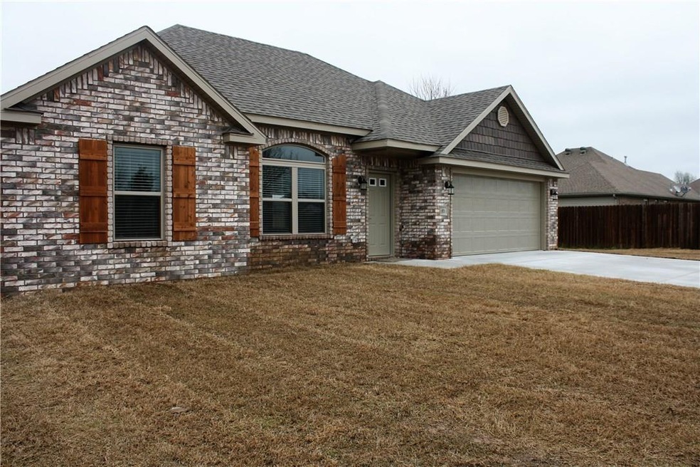 571 Riley Ln, Bethel Heights, AR 72764 - photo 1